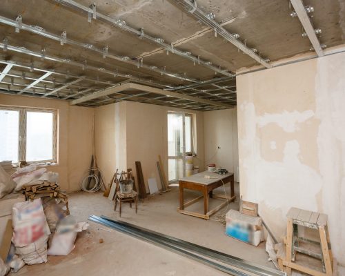 Comparison of a room in an apartment before and after renovation new house